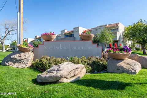 985 N Granite Reef Rd #140, Scottsdale, AZ 85257