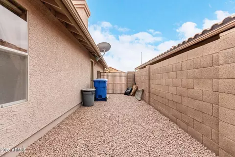 Exterior - 1308 E Horseshoe Ave, Gilbert, AZ 85296 photo 3 of 5