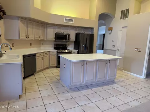 Kitchen - 1308 E Horseshoe Ave, Gilbert, AZ 85296 photo 1 of 2