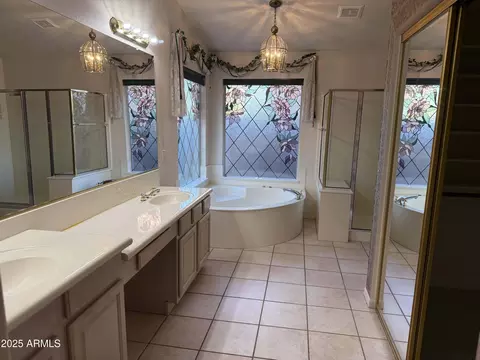 Bath - 1308 E Horseshoe Ave, Gilbert, AZ 85296 photo 1 of 2