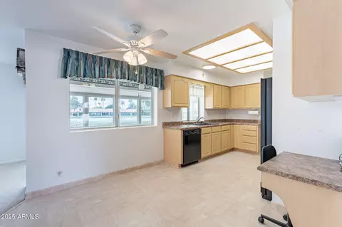 Kitchen - 8147 E Lakeview Ave, Mesa, AZ 85209 photo 2 of 6