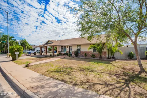Exterior - 2415 E Jacinto Ave, Mesa, AZ 85204 photo 4 of 5