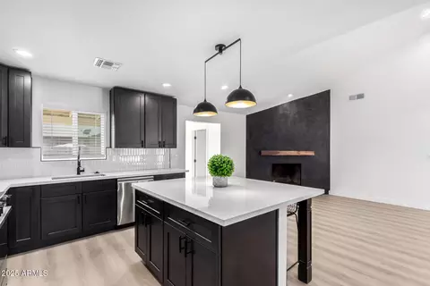 Kitchen - 2415 E Jacinto Ave, Mesa, AZ 85204 photo 2 of 3