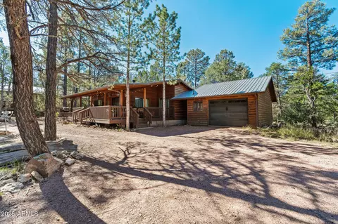 2948 Wildcat Trl, Overgaard, AZ 85933