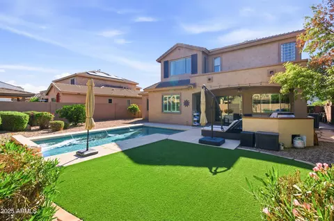 Exterior - 3128 E Blue Sage Ct, Gilbert, AZ 85297 photo 14 of 18