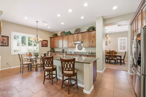 Kitchen - 3128 E Blue Sage Ct, Gilbert, AZ 85297 photo 2 of 8