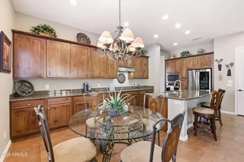 Kitchen - 3128 E Blue Sage Ct, Gilbert, AZ 85297 photo 3 of 8
