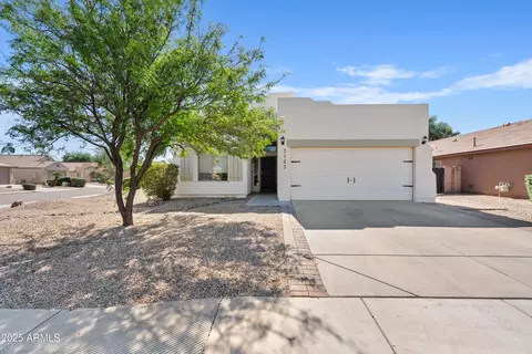 3163 E Bellerive Dr, Chandler, AZ 85249