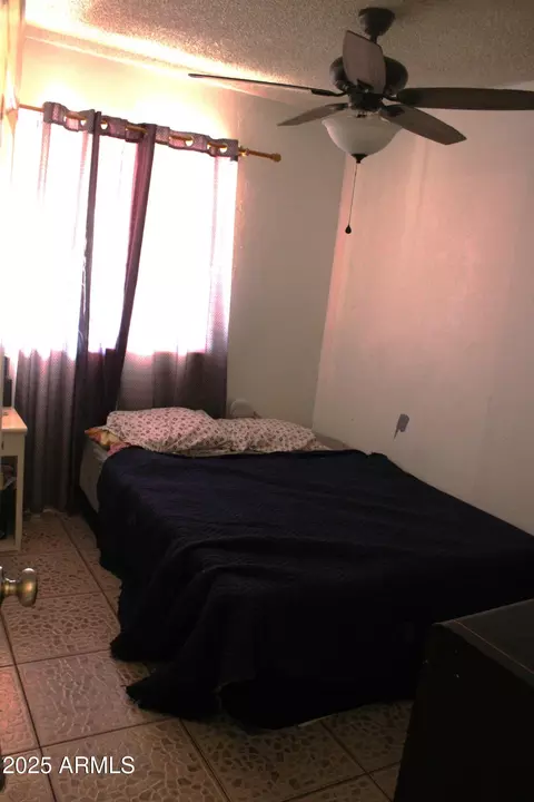 Bedroom - 5254 S 38th Dr, Phoenix, AZ 85041 photo 1 of 3