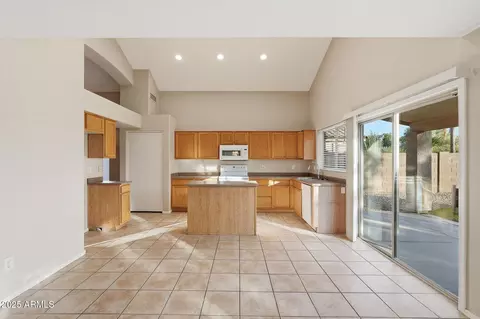 7193 W Mohawk Ln, Glendale, AZ 85308 photo 9
