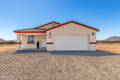 42761 W Indianola Ave, Tonopah, AZ 85354
