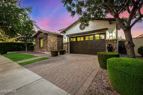 Exterior - 10334 E Radiant Ave, Mesa, AZ 85212 photo 2 of 6