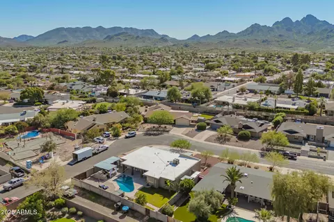 View/Area - 2432 E Cochise Rd, Phoenix, AZ 85028 photo 3 of 4