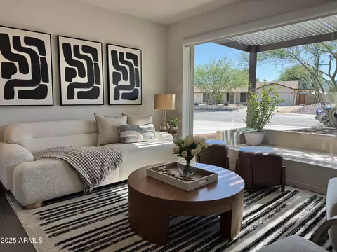 Living - 2432 E Cochise Rd, Phoenix, AZ 85028 photo 1 of 4
