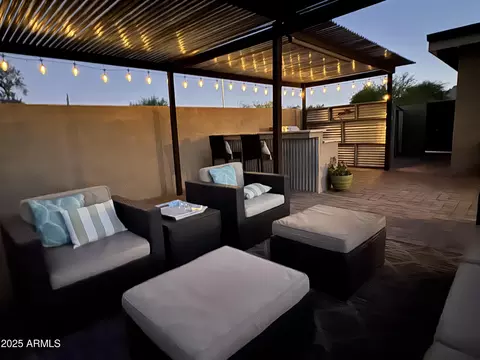 Exterior - 2432 E Cochise Rd, Phoenix, AZ 85028 photo 5 of 9