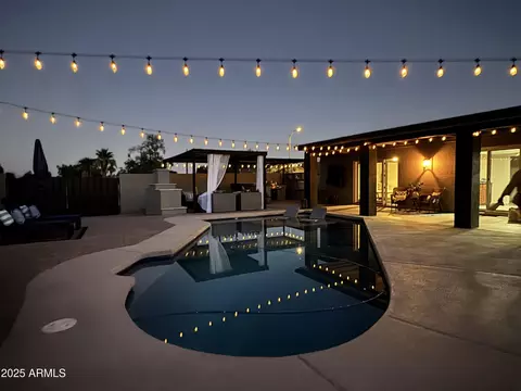Exterior - 2432 E Cochise Rd, Phoenix, AZ 85028 photo 4 of 9