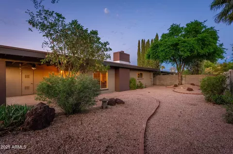 4001 E Cannon Dr, Phoenix, AZ 85028 photo 23