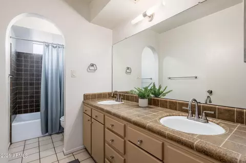 4001 E Cannon Dr, Phoenix, AZ 85028 photo 17