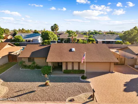 5951 W Campo Bello Dr, Glendale, AZ 85308