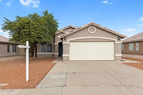 8658 E Capri Ave, Mesa, AZ 85208