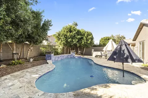 3547 W Fallen Leaf Ln, Glendale, AZ 85310
