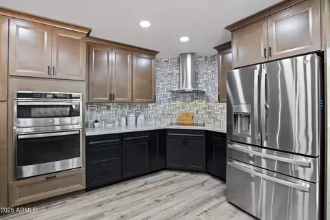 Kitchen - 1102 E Cedar Ln, Payson, AZ 85541 photo 2 of 3