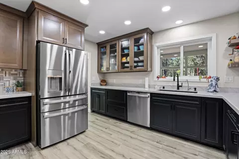 Kitchen - 1102 E Cedar Ln, Payson, AZ 85541 photo 3 of 3