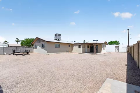 Exterior - 8707 E Butte St, Mesa, AZ 85207 photo 2 of 3