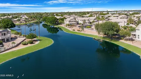 View/Area - 1938 E Brentrup Dr, Tempe, AZ 85283 photo 10 of 14