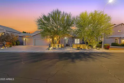 Exterior - 1938 E Brentrup Dr, Tempe, AZ 85283 photo 17 of 17