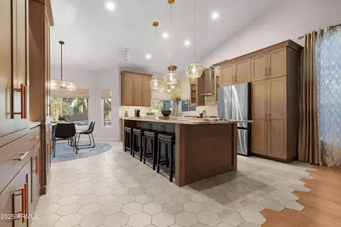 Kitchen - 1938 E Brentrup Dr, Tempe, AZ 85283 photo 2 of 8