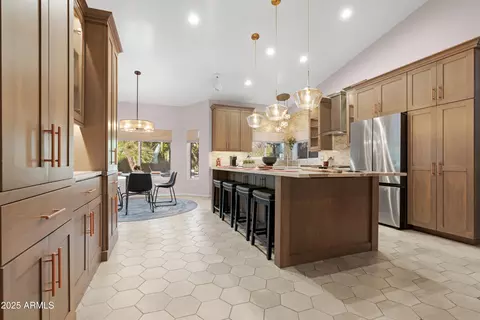 Kitchen - 1938 E Brentrup Dr, Tempe, AZ 85283 photo 1 of 8