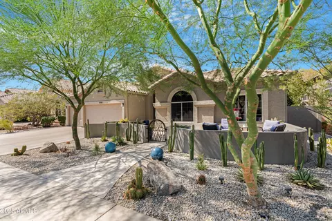 Exterior - 1938 E Brentrup Dr, Tempe, AZ 85283 photo 1 of 17