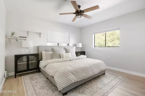 Bedroom - 2043 E Clarendon Ave, Phoenix, AZ 85016 photo 2 of 4