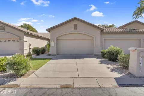 23737 S Pleasant Way, Sun Lakes, AZ 85248