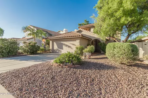 Exterior - 4334 E Chuckwalla Cyn, Phoenix, AZ 85044 photo 6 of 11