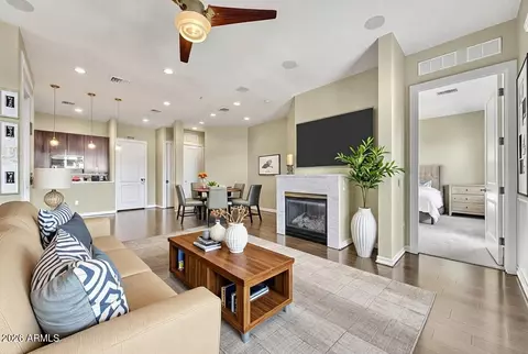 7291 N Scottsdale Rd #4010, Paradise Valley, AZ 85253