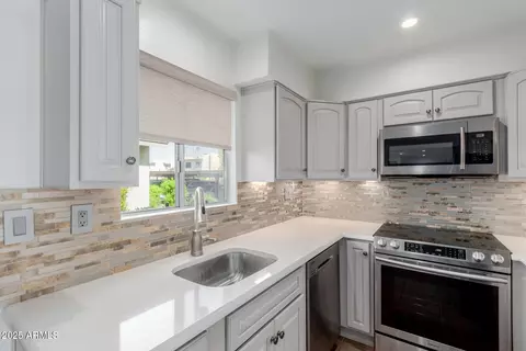 4630 N 68th St #264, Scottsdale, AZ 85251