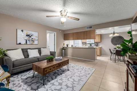 145 N 74th St #127, Mesa, AZ 85207