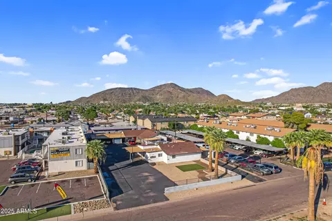1802 W Vogel Ave, Phoenix, AZ 85021