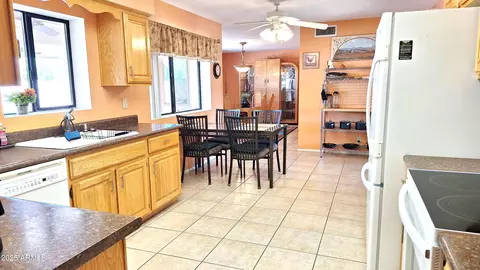 Kitchen - 8162 E Neville Ave, Mesa, AZ 85209 photo 4 of 4
