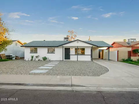 Exterior - 925 E 7th Dr, Mesa, AZ 85204 photo 2 of 10