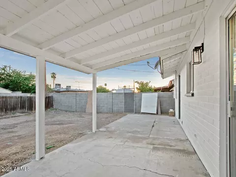 Exterior - 925 E 7th Dr, Mesa, AZ 85204 photo 7 of 10
