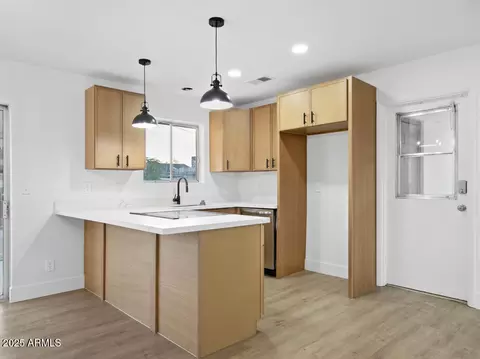 Kitchen - 925 E 7th Dr, Mesa, AZ 85204 photo 3 of 4