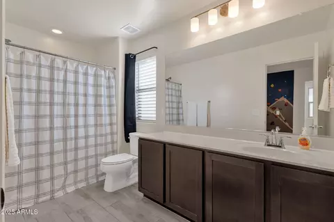 Bath - 1708 S 83rd Way, Mesa, AZ 85209 photo 2 of 4