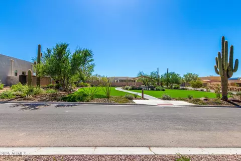 5720 E Lowden Rd, Cave Creek, AZ 85331 photo 4