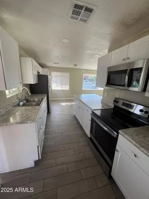 3810 W San Miguel Ave, Phoenix, AZ 85019