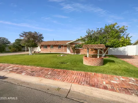 Exterior - 3646 E Arcadia Ave, Mesa, AZ 85206 photo 4 of 8
