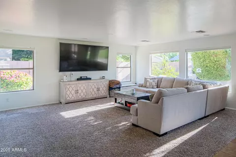 Living - 2831 E Jj Ranch Rd, Phoenix, AZ 85024 photo 2 of 2