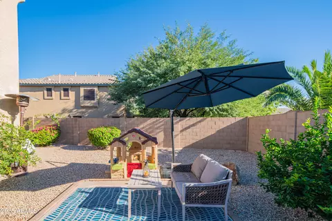 Exterior - 2831 E Jj Ranch Rd, Phoenix, AZ 85024 photo 5 of 9